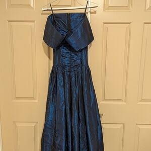 Elegant Strapless Navy Blue Evening Gown